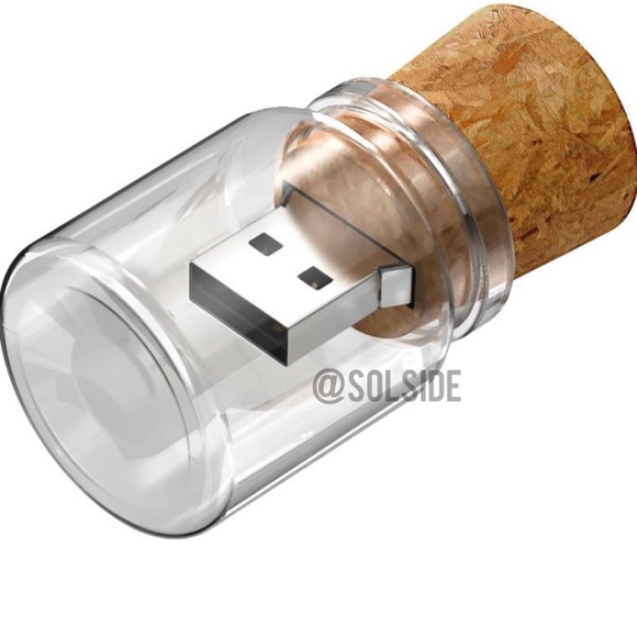 New 16GB USB Flash Drive Cute Cork Bottle Gag Gift - Picture 1 of 4
